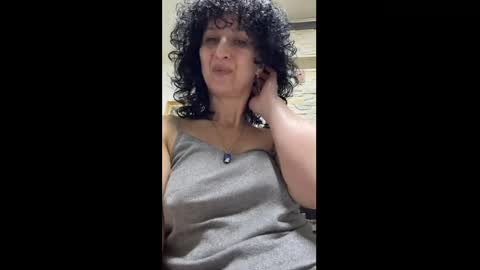 nikol online show from April 2026 06:38:01 PM