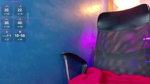 Niky online show from March 2026 01:37:01 PM