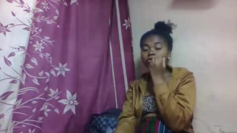 Snapshot of nilahmarie chatting on November 2025 06:40:02 PM nilah online show from November 2025 06:40:02 PM