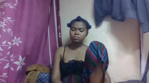 Snapshot of nilahmarie chatting on November 2025 06:52:01 PM nilah online show from November 2025 06:52:01 PM