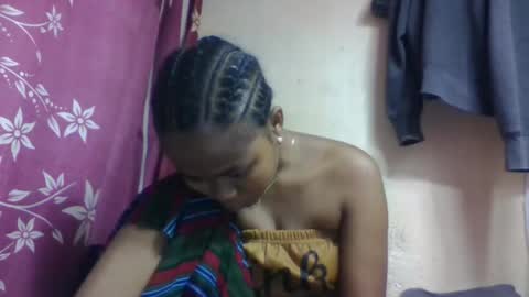 Snapshot of nilahmarie chatting on November 2025 03:09:02 AM nilah online show from November 2025 03:09:02 AM