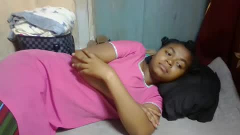 nilah online show from April 2026 08:15:02 PM