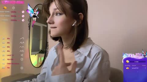 Snapshot of nillie_kelly chatting on December 2024 08:50:02 PM Nillie online show from December 2024 08:50:02 PM