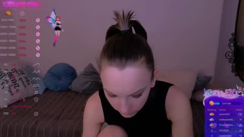 Snapshot of nillie_kelly chatting on December 2024 12:41:01 AM Nillie online show from December 2024 12:41:01 AM