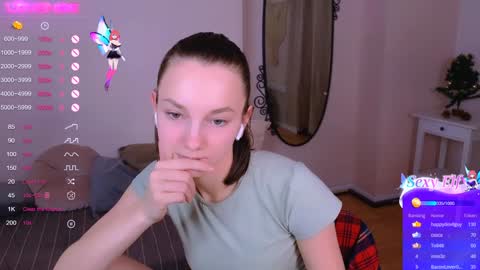 Snapshot of nillie_kelly chatting on December 2024 01:15:02 AM Nillie online show from December 2024 01:15:02 AM