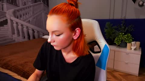 Snapshot of nillie_kelly chatting on February 2025 12:30:01 AM Nillie online show from February 2025 12:30:01 AM