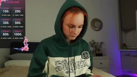 Snapshot of nillie_kelly chatting on March 2025 09:35:01 PM Nillie online show from March 2025 09:35:01 PM