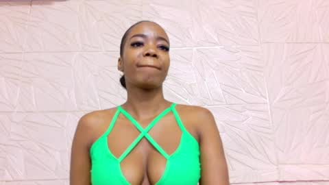 Snapshot of nina_bae_ chatting on May 2026 07:41:01 PM nina_bae_ online show from May 2026 07:41:01 PM