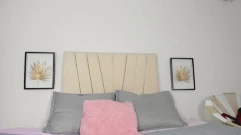 nina_keller_ online show from February 2026 01:14:01 AM