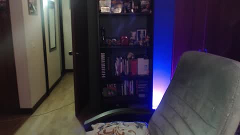 Snapshot of nina_moonbeam chatting on February 2026 02:05:01 AM Nina Moon online show from February 2026 02:05:01 AM