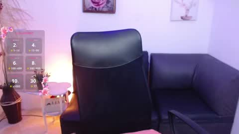 nina_petitte online show from May 2026 12:21:01 PM