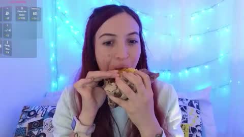 Snapshot of ninaa_fox chatting on February 2026 03:26:02 PM Ninaa fox online show from February 2026 03:26:02 PM