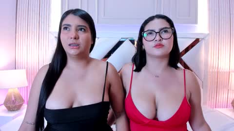 Nina online show from September 2025 04:12:02 AM