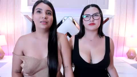 Nina online show from September 2025 04:23:01 AM