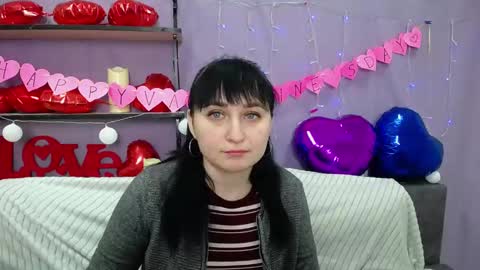 ninaflawlees online show from February 2025 07:09:01 PM