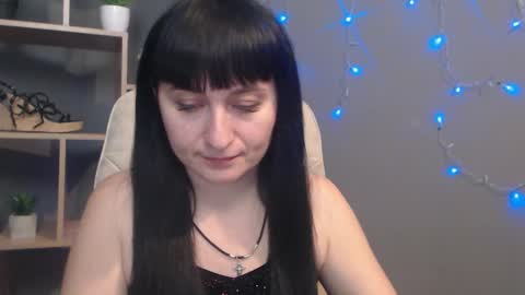 ninaflawlees online show from November 2025 01:00:02 PM