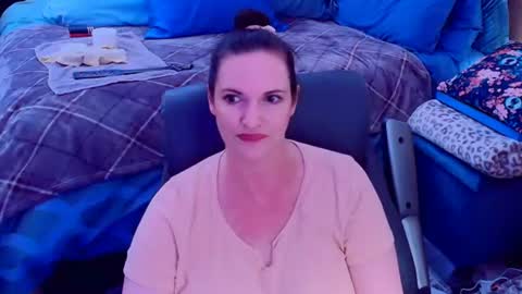 Nina Jaymes online show from July 2026 10:40:02 PM