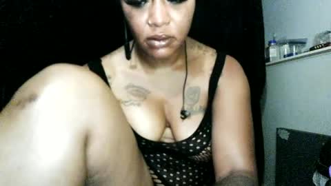 Snapshot of ninakhalifa chatting on June 2026 02:53:01 AM ninakhalifa online show from June 2026 02:53:01 AM