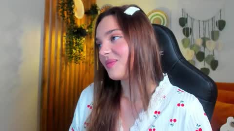 NinaLior online show from October 2025 05:15:02 AM