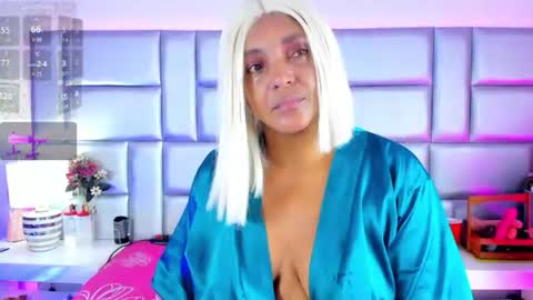 Nicole online show from July 2026 12:19:02 PM