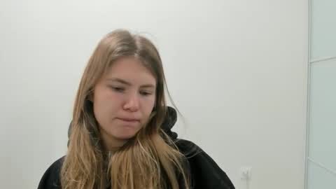 ninarihh online show from October 2025 08:47:02 AM