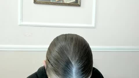 ninarihh online show from December 2025 11:48:01 AM