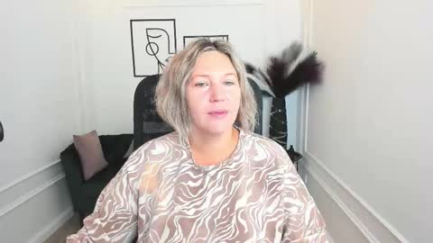 Snapshot of ninastarle chatting on September 2025 04:29:01 AM ninastarle online show from September 2025 04:29:01 AM