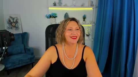 Snapshot of ninastarle chatting on November 2025 04:40:02 AM ninastarle online show from November 2025 04:40:02 AM