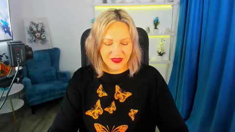 Snapshot of ninastarle chatting on November 2025 05:31:01 AM ninastarle online show from November 2025 05:31:01 AM