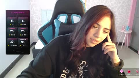 Ninfa  online show from December 2024 03:01:01 PM