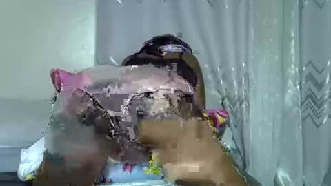 nino_ivy online show from November 2025 11:43:01 PM