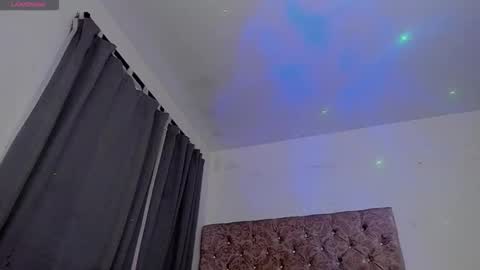 Ninon Beart online show from November 2025 09:54:01 PM