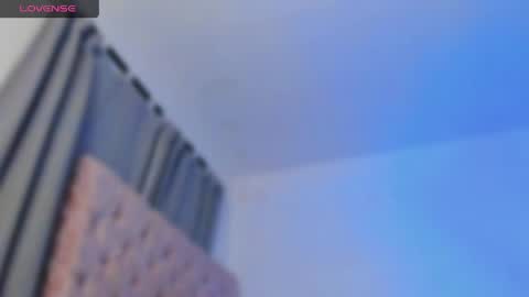 Snapshot of ninonbeart chatting on May 2026 04:30:02 AM Ninon Beart online show from May 2026 04:30:02 AM