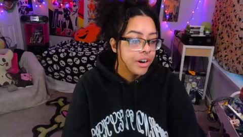 Snapshot of nintendhoe_ chatting on September 2025 11:59:02 AM kiwi online show from September 2025 11:59:02 AM