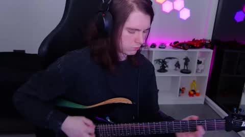 nitroshade online show from December 2025 02:50:02 AM