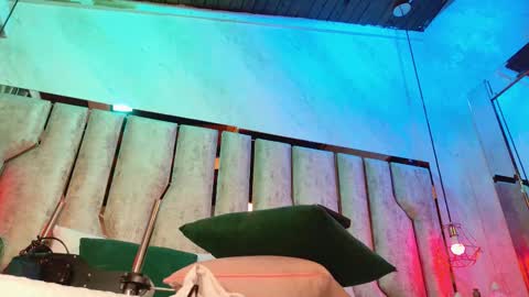 Snapshot of nix_wolf chatting on December 2025 03:12:02 AM Nixx online show from December 2025 03:12:02 AM