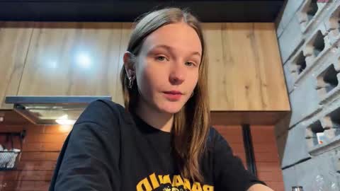 Tears Lora online show from December 2025 01:36:01 AM