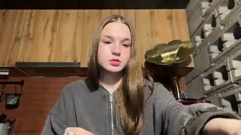 Tears Lora online show from July 2026 12:34:01 PM