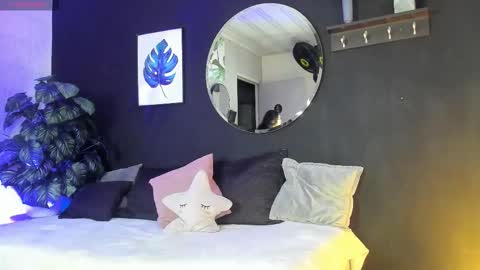 Noah  online show from January 2026 03:20:01 AM