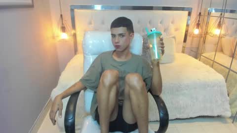 Snapshot of noah295155 chatting on March 2026 05:48:02 PM Alex online show from March 2026 05:48:02 PM