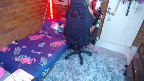 noah420sr online show from March 2025 01:01:01 PM