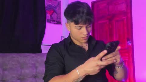 noah_223 online show from February 2026 05:52:01 AM