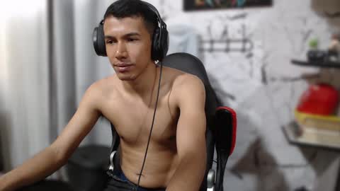 Sebastian online show from January 2025 08:11:02 PM