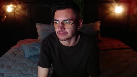 Snapshot of noah__20 chatting on October 2025 02:36:02 AM Noah online show from October 2025 02:36:02 AM