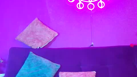 Noah online show from February 2026 09:37:02 PM