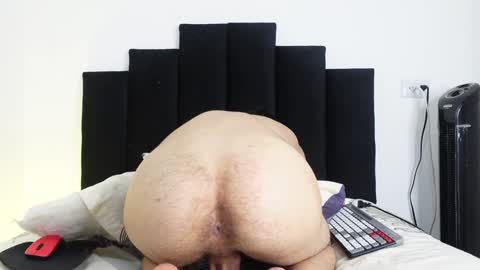 Noah online show from January 2025 10:12:02 PM