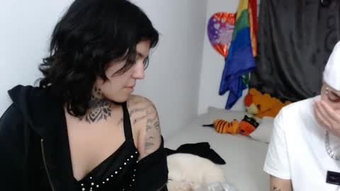 Snapshot of noah_martini chatting on January 2025 11:55:01 PM noah hehim online show from January 2025 11:55:01 PM