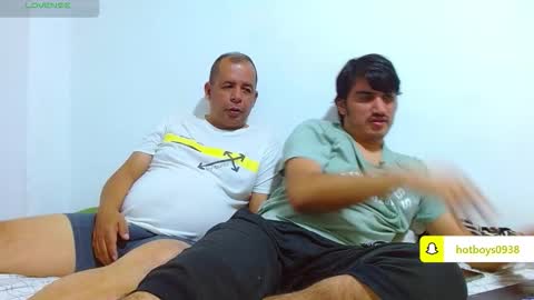 noah_meyer_ online show from October 2025 01:06:02 AM