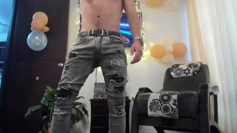 LIAM- noah online show from December 2024 12:41:02 PM