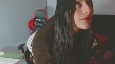 Noamartin online show from February 2026 02:44:01 AM